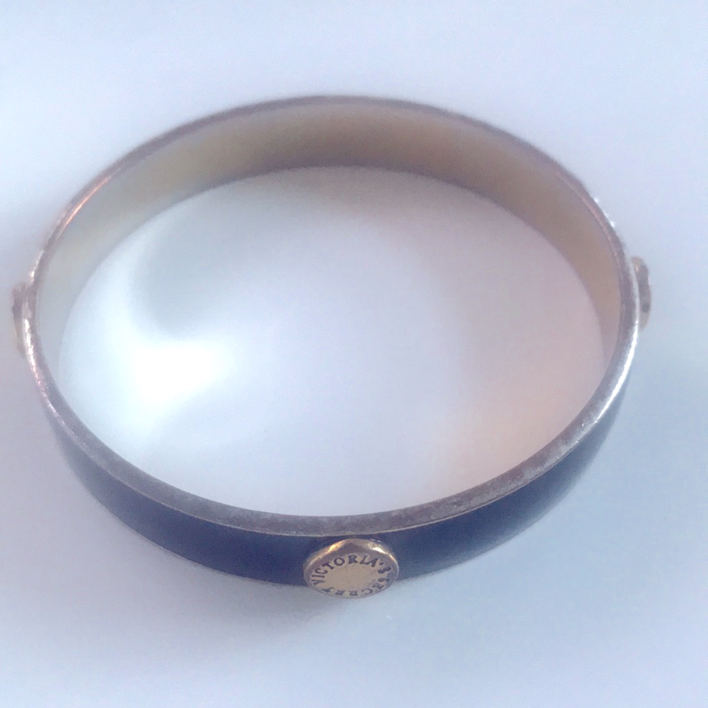 Victorias Secret Bracelet 10$